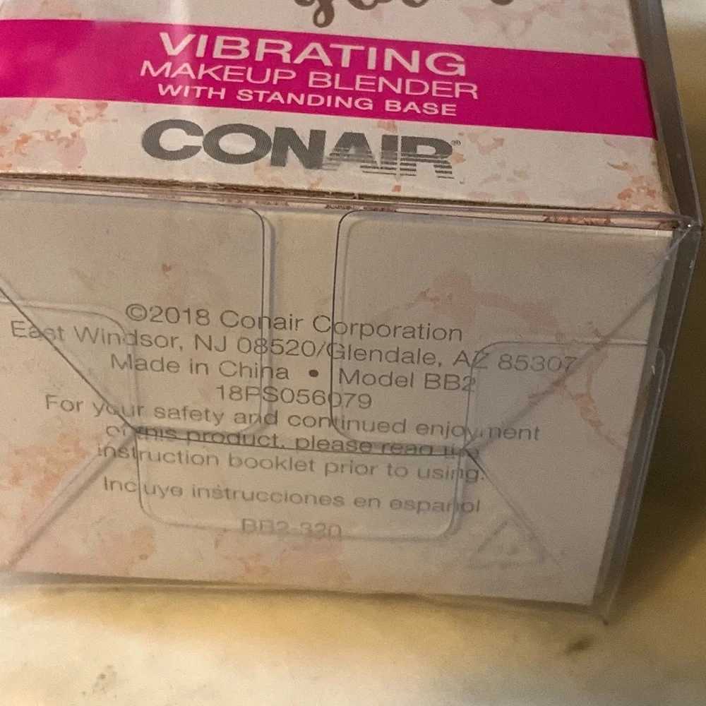 True Glow by Conair Vibrating Makeup Blender with Standing Base